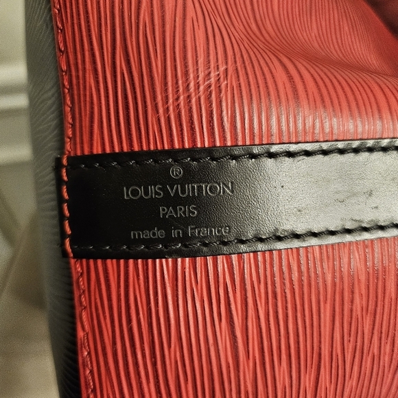 Louis Vuitton Epi Noe Red Bucket Bag - Picture 10 of 15